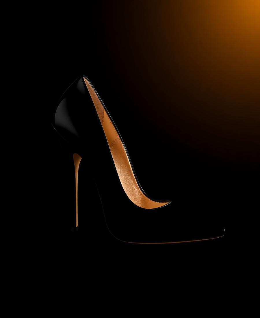 Noir Éclat — Scarpin em verniz preto